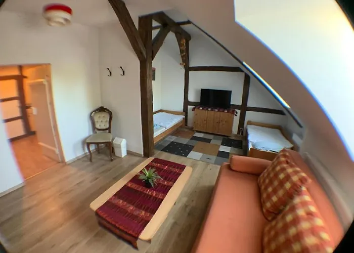 Gutshausferien Im Ostseehinterland Habitación en casa particular Thelkow